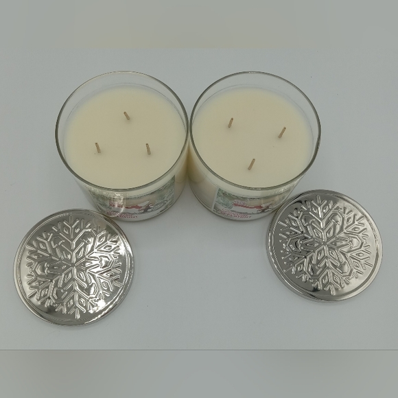 Lot of 2 Bath & Body Works Twisted Peppermint 3 Wick Candles - Brand New - Picture 3 of 4